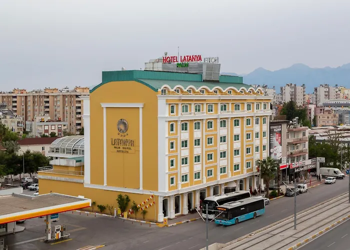 Latanya Palm & Airport 4* Antália