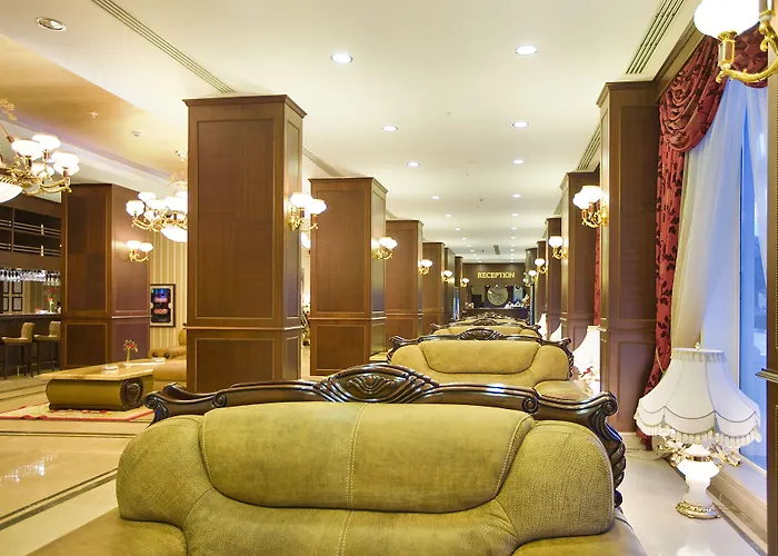 Hotel Latanya Palm & Airport 4*