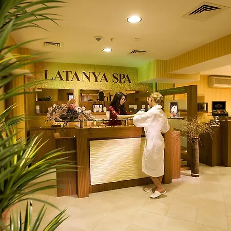 Latanya Palm & Отель 4*