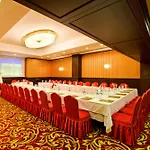 Latanya Palm & Airport 4*