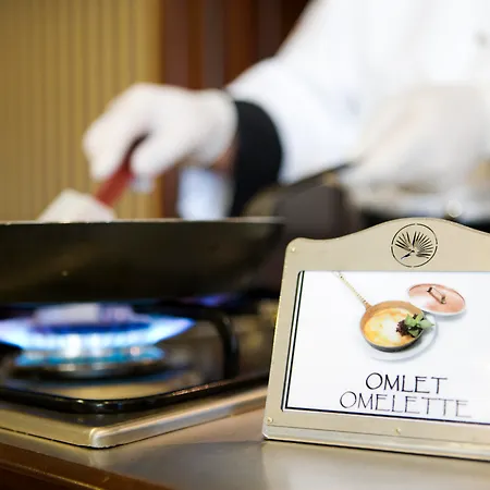 Latanya Palm & Airport Ξενοδοχείο