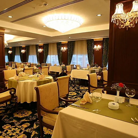 Hotel Latanya Palm & Airport 4*