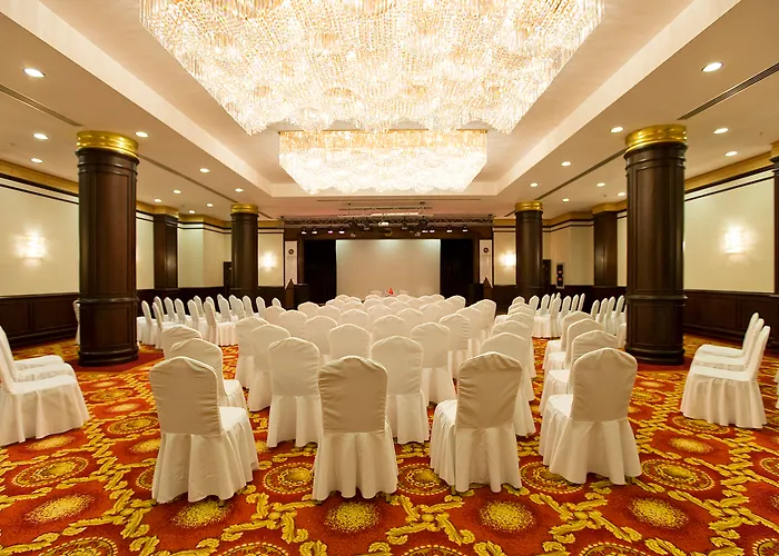 Latanya Palm & Airport 4* Antalya